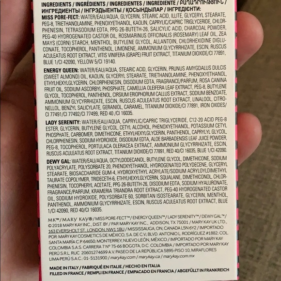 Mary Kay Mad about Masking pod gift set - Picture 3 of 3